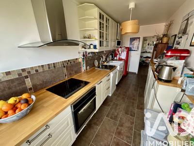 Appartement - 92 m² - 4 pièces