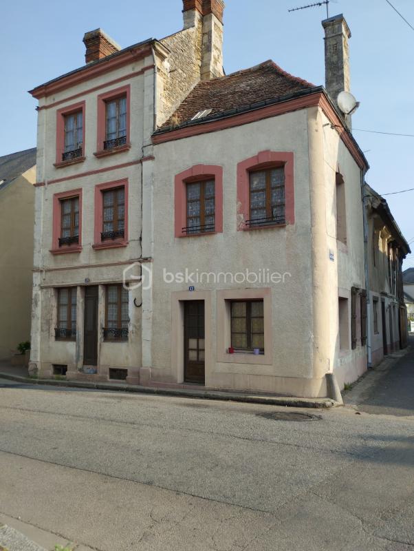 Maison - 127 m² - 8 pièces