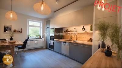 Maison - 268 m² - 7 pièces