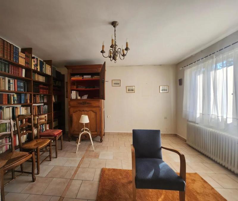 Pavillon - 169 m² - 7 pièces