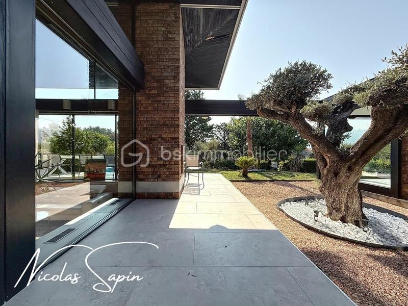 Maison d'architecte - 188 m² - 6 pièces