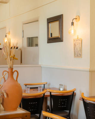 Fonds de commerce - Magasins - 130 m²