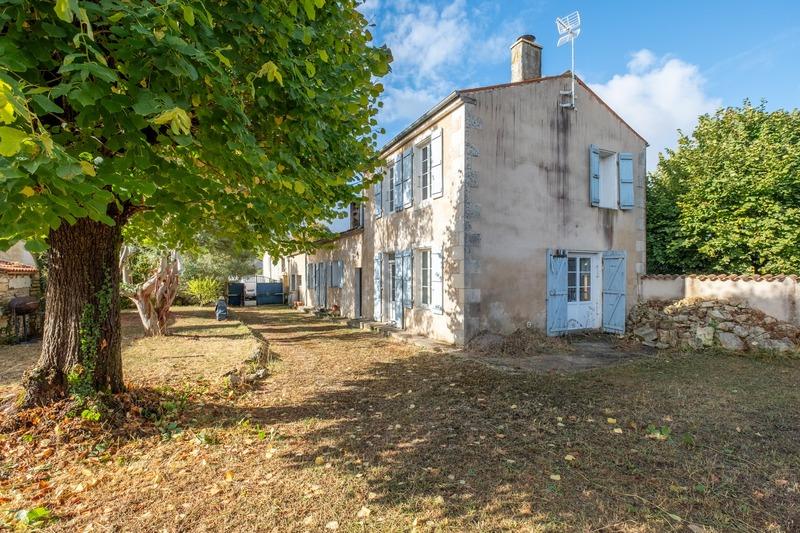 Maison en pierre - 105 m² - 4 pièces