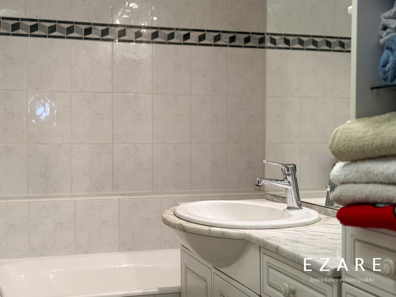 Appartement - 101 m² - 5 pièces