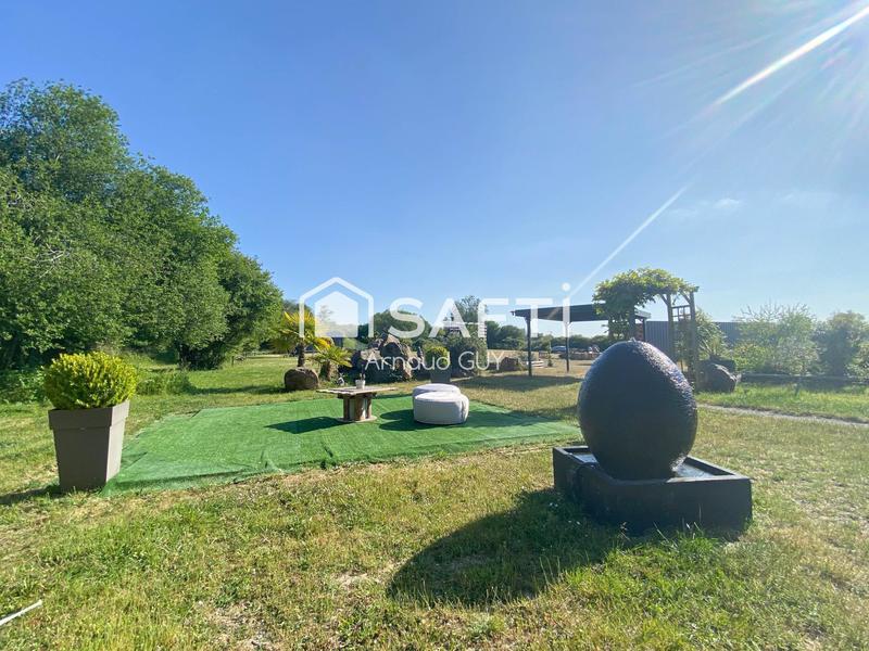 Maison - 400 m² - 5 pièces