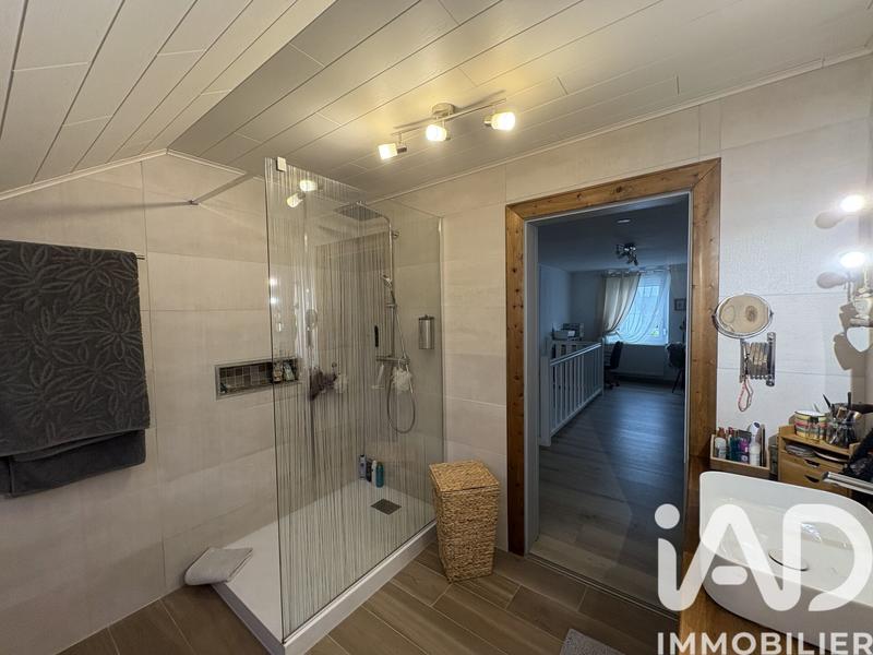 Maison - 157 m² - 7 pièces