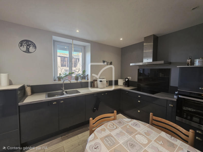 Maison - 156 m² - 7 pièces