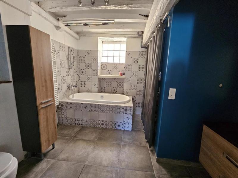 Maison de village - 180 m² - 9 pièces