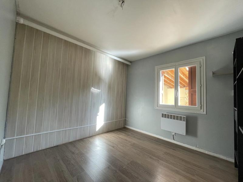 Maison - 170 m² - 10 pièces