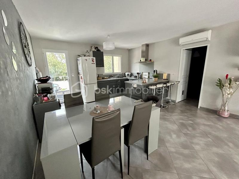 Maison - 83 m² - 5 pièces