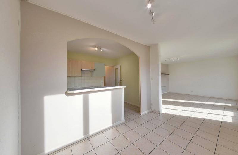 Appartement - 100 m² - 4 pièces