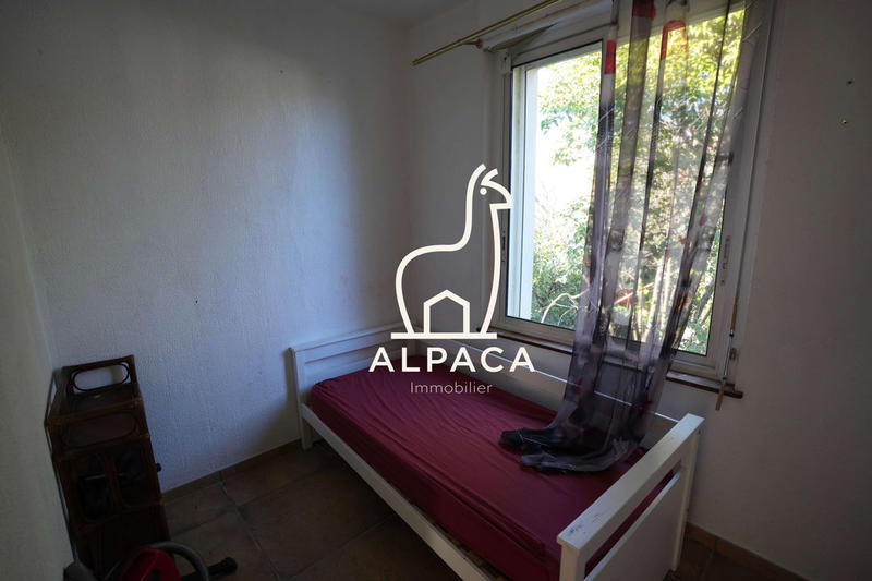 Maison - 185 m² - 10 pièces