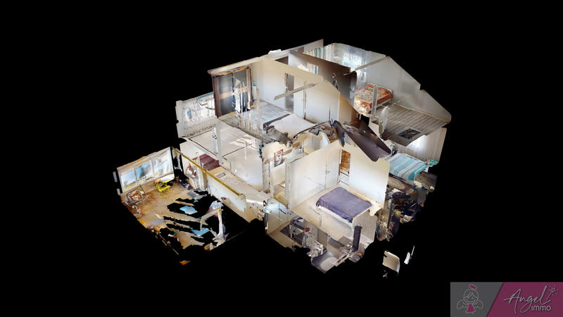 Maison - 227 m² - 9 pièces