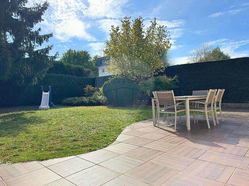 Maison - 115 m² - 6 pièces