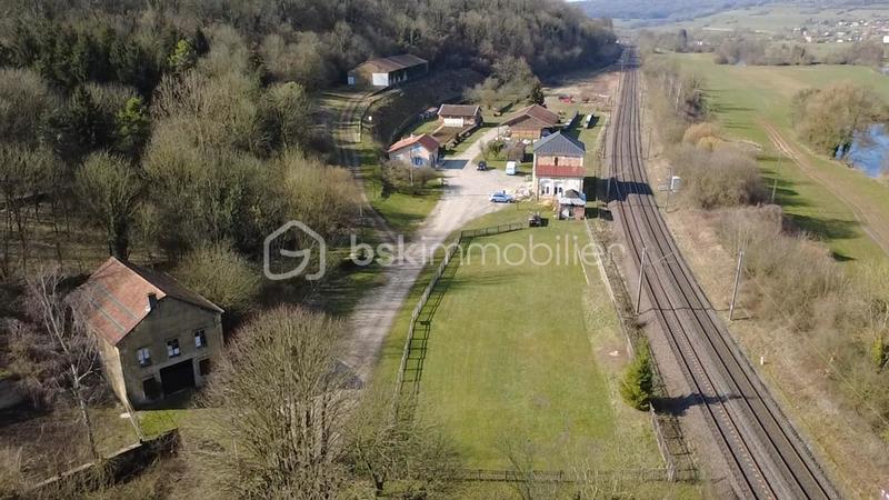 Maison de campagne - 727 m² - 5 pièces