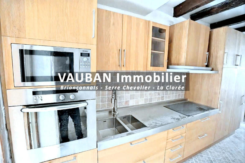 Appartement - 112 m² - 7 pièces