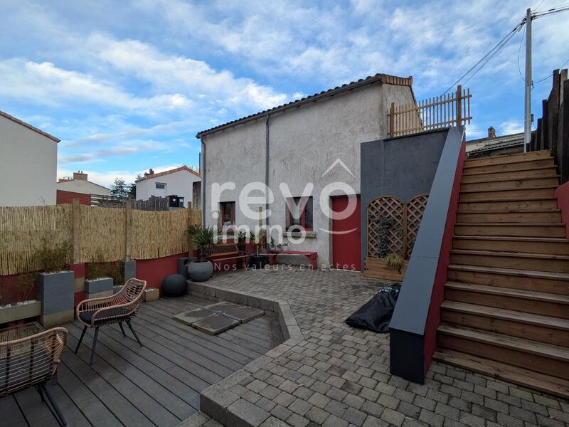 Maison - 90 m² - 4 pièces