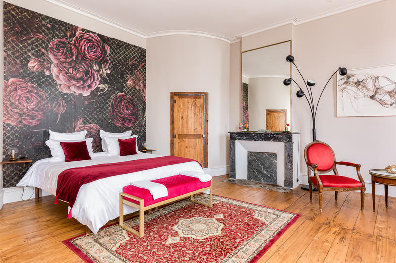 Maison - 450 m² - 11 pièces