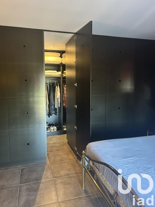 Maison - 221 m² - 6 pièces