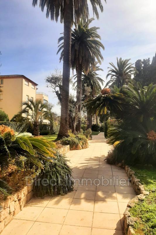 Appartement - 99 m² - 4 pièces