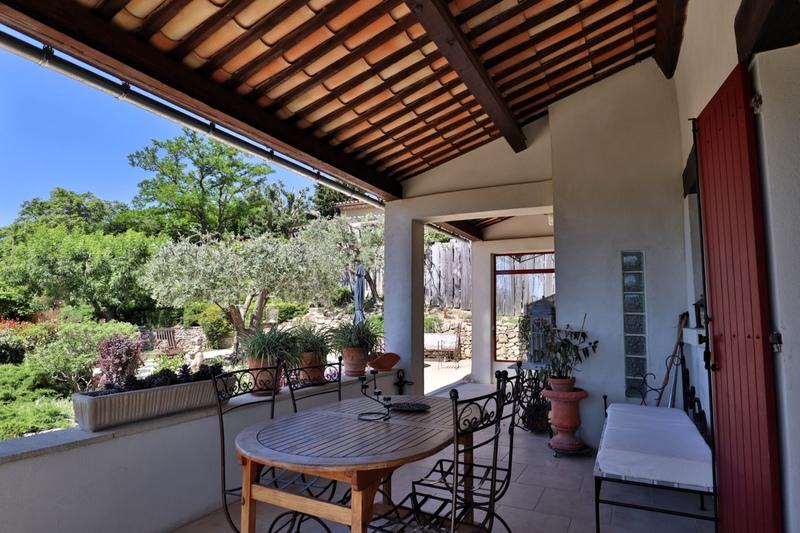 Maison - 148 m² - 6 pièces