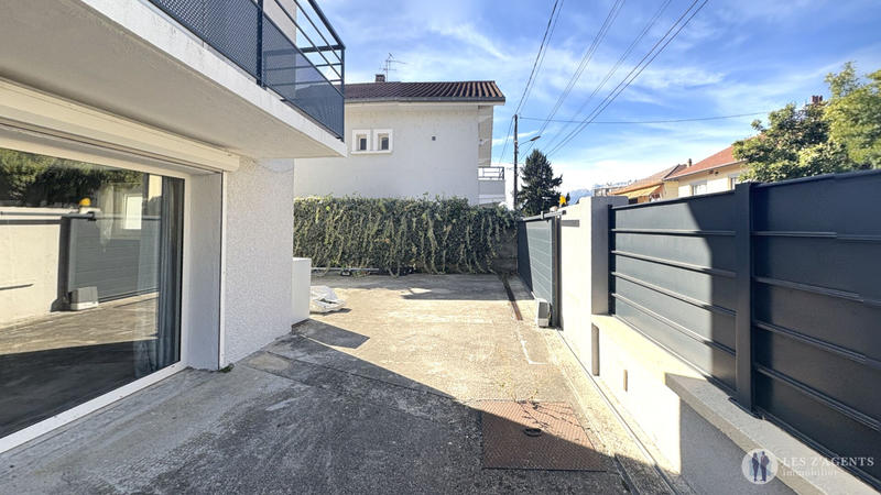 Maison - 164 m² - 8 pièces