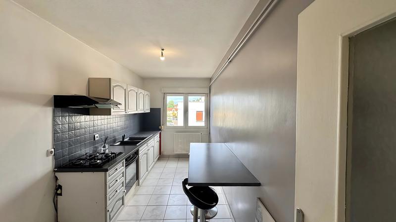 Appartement - 70 m² - 4 pièces