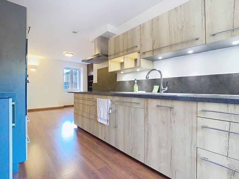 Maison - 169 m² - 6 pièces