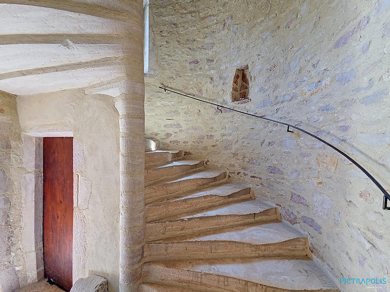 Maison ancienne - 304 m² - 9 pièces