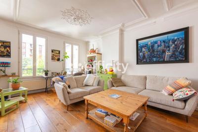 Maison - 209 m² - 7 pièces