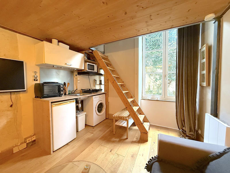 Appartement - 96 m² - 5 pièces