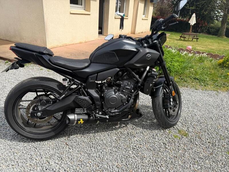 Yamaha mt07
