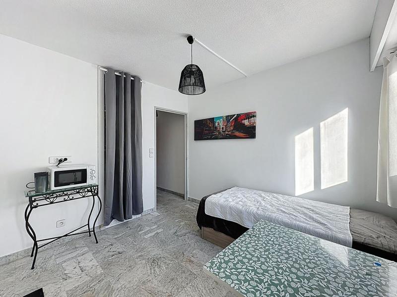 Studio - 16 m² - 1 pièce