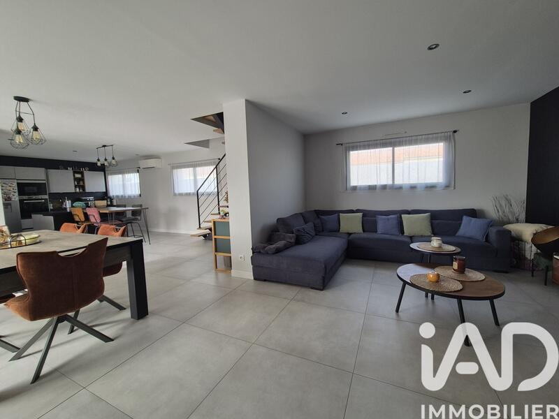 Maison - 133 m² - 5 pièces