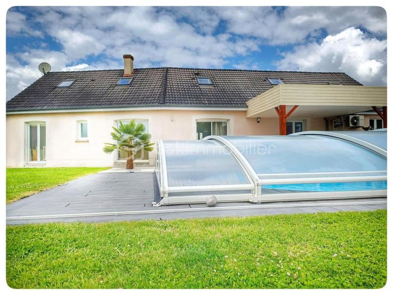 Pavillon - 150 m² - 6 pièces