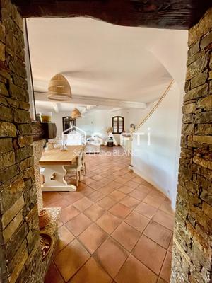 Maison - 173 m² - 6 pièces