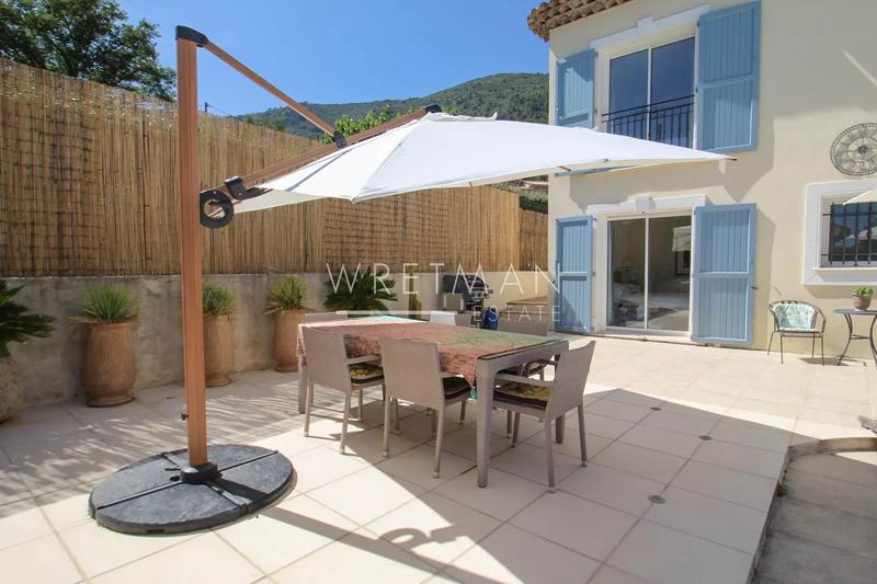 Villa - 185 m² - 5 pièces