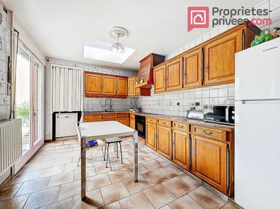 Maison - 207 m² - 10 pièces