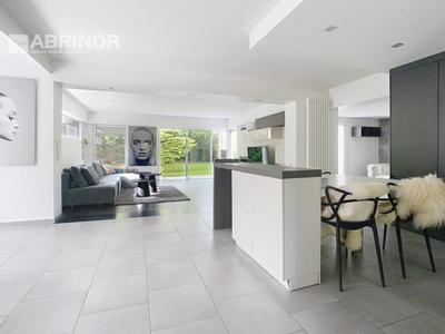 Maison d'architecte - 199 m² - 7 pièces