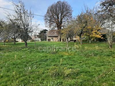 Terrain constructible - 3 048 m²