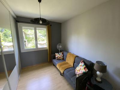 Maison - 97 m² - 5 pièces