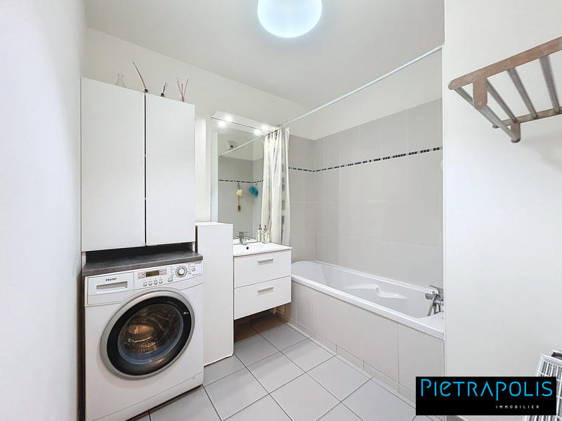 Appartement - 56 m² - 3 pièces