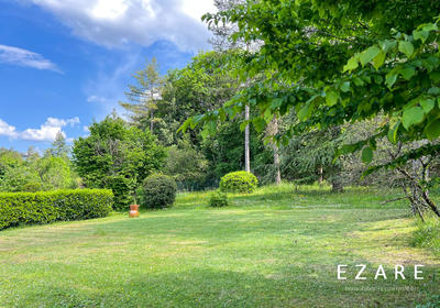 Maison - 176 m² - 7 pièces