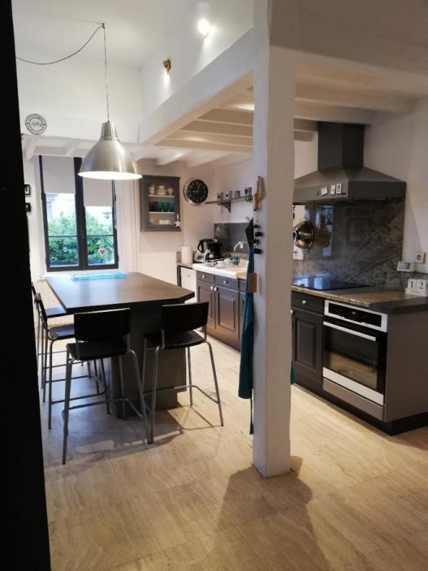 Maison - 252 m² - 9 pièces