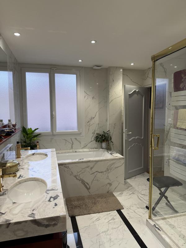 Appartement - 157 m² - 6 pièces