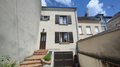 Maison - 82 m² - 5 pièces