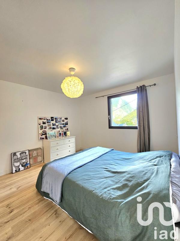 Maison - 198 m² - 7 pièces