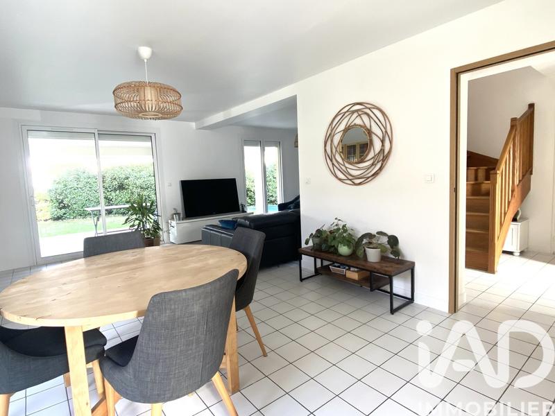 Maison - 120 m² - 5 pièces