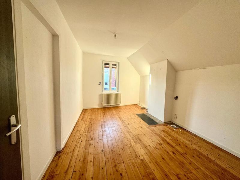Maison - 98 m² - 4 pièces
