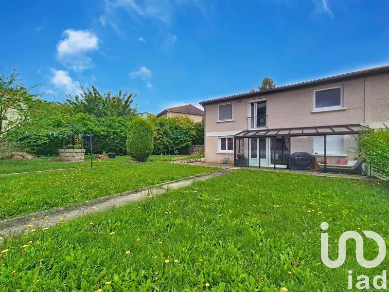 Maison - 92 m² - 5 pièces